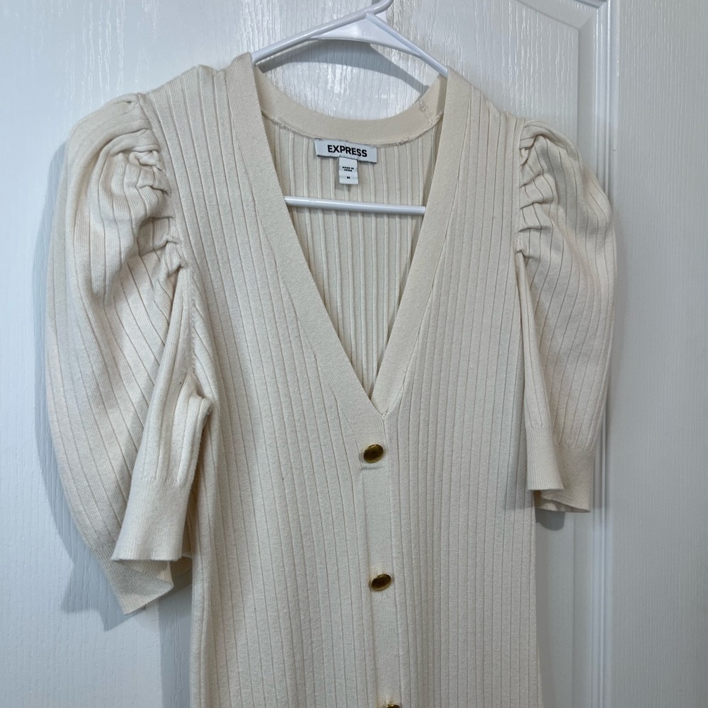 Express knit bodycon short sleeves puffer color cream midi dress size M - Picture 7 of 9